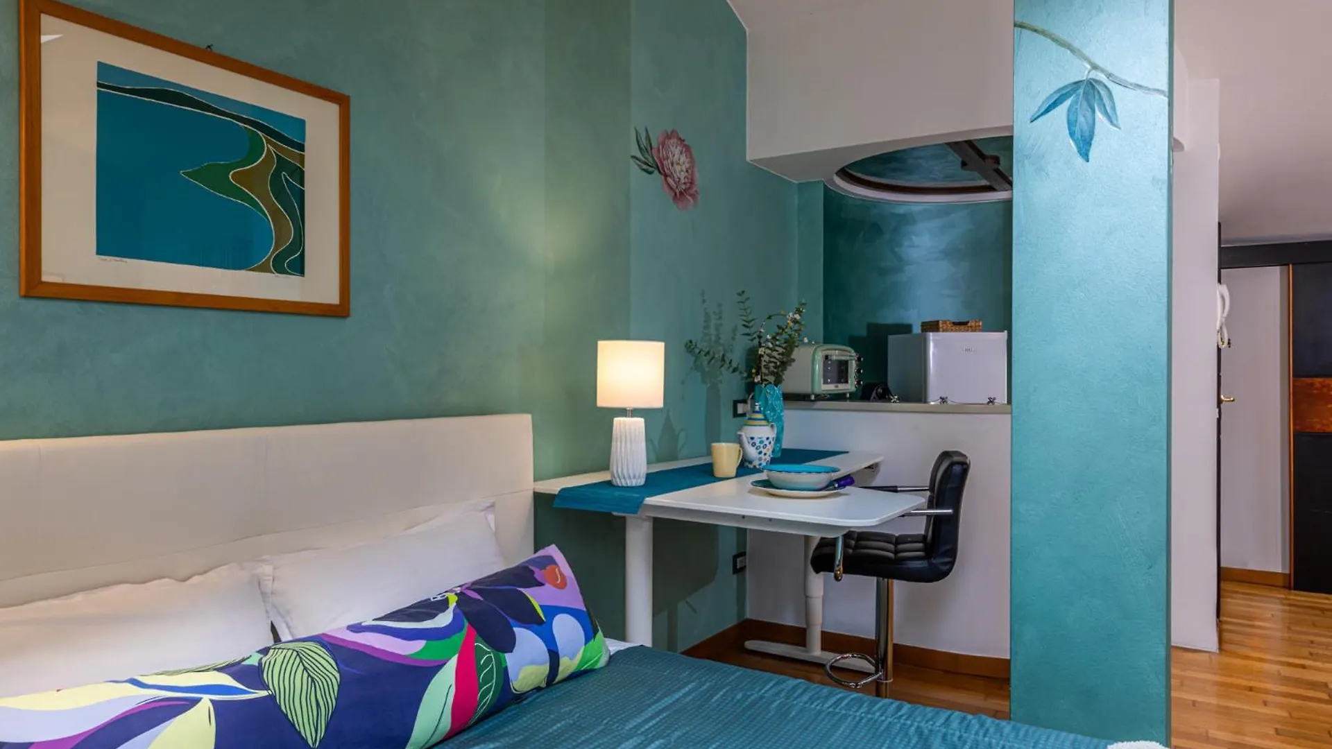 Castle Retreat- Lake And Attractions In 120Mt Apartment Desenzano del Garda