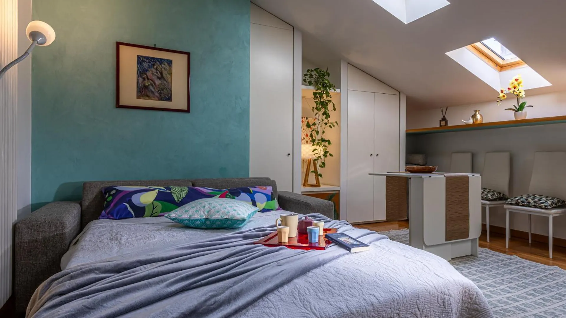 Castle Retreat- Lake And Attractions In 120Mt Apartment Desenzano del Garda
