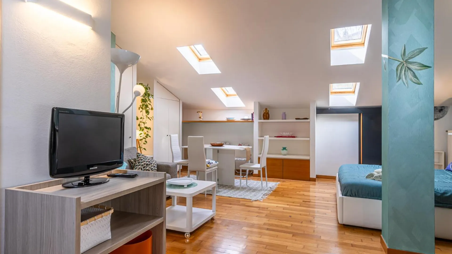 Castle Retreat- Lake And Attractions In 120Mt Apartment Desenzano del Garda