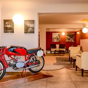 Hotel City Дезенцано-дель-Гарда