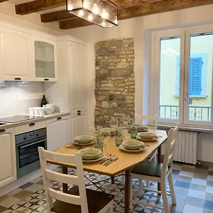  Holiday home Casa La Margherita